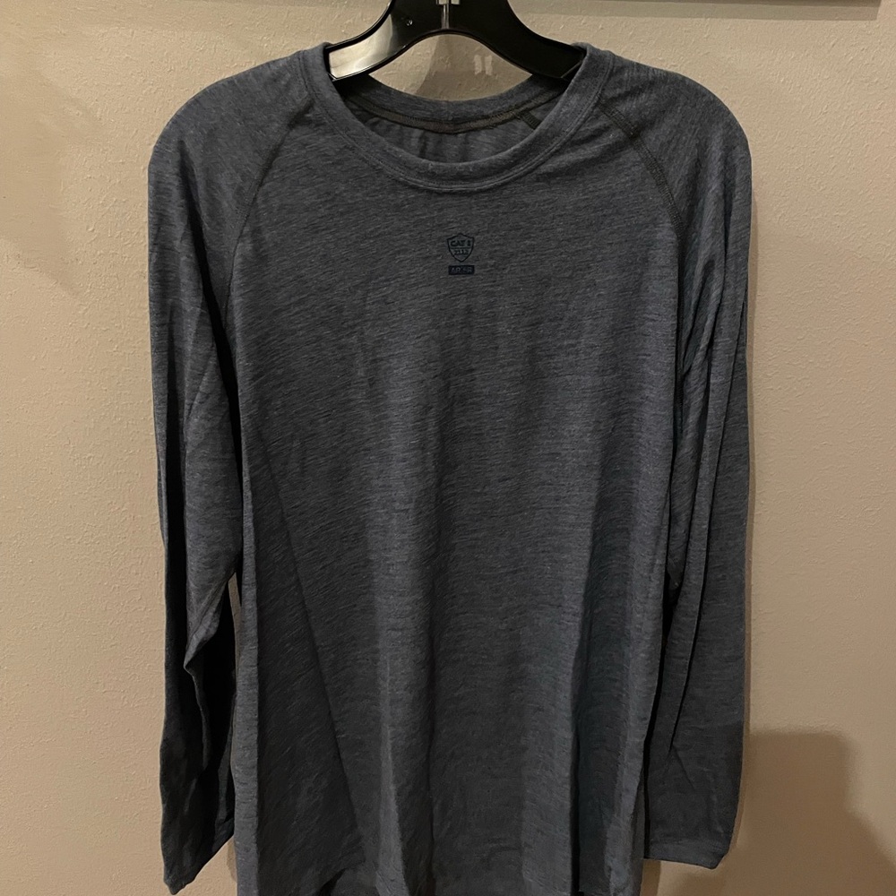 Tyndale FRC Longsleeve 
Base layer CAT 1
Size Large
Color Light Grey